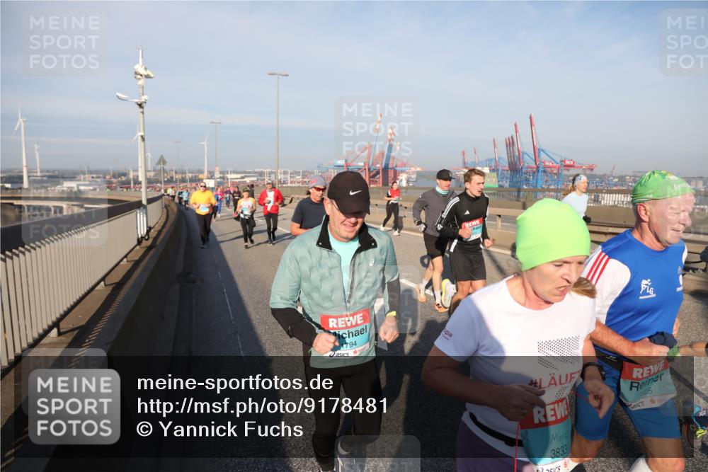 03.10.2025 - Köhlbrandbrückenlauf Yannick Fuchs http://msf.ph/oto/9178481 03.10.2025 08:50:12 Position 2 1794, 3833, 3505 meine-sportfotos.de