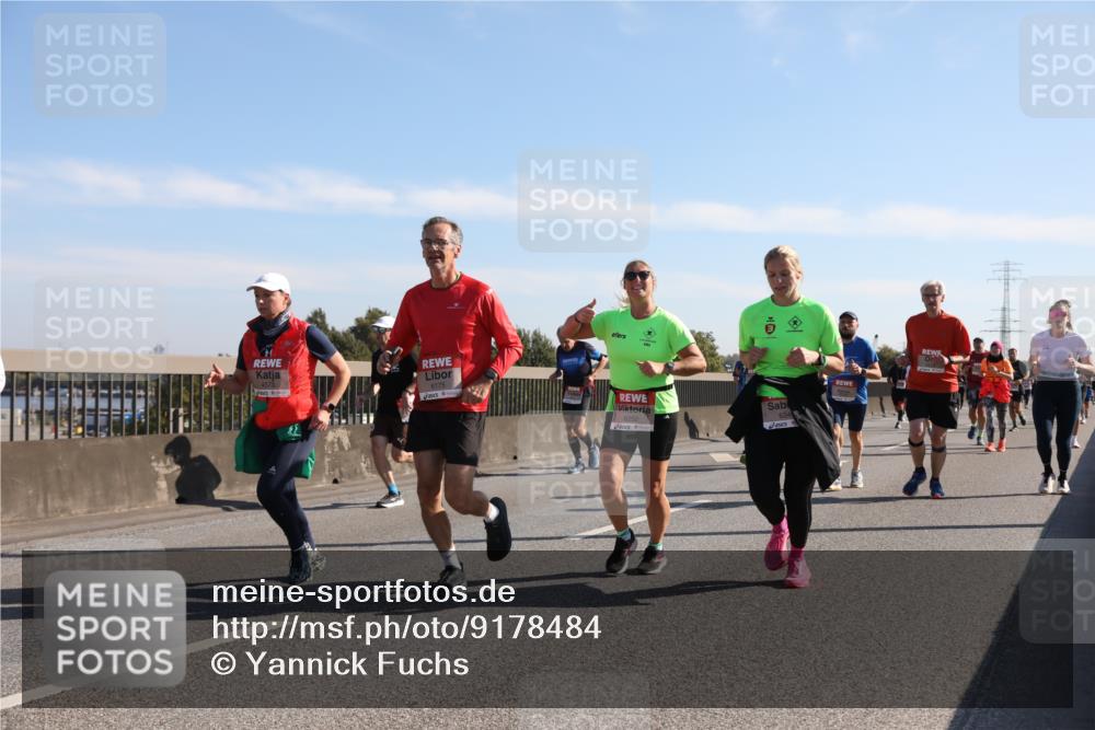 03.10.2025 - Köhlbrandbrückenlauf Yannick Fuchs http://msf.ph/oto/9178484 03.10.2025 11:17:57 Position 3 4573, 6175, 624 meine-sportfotos.de