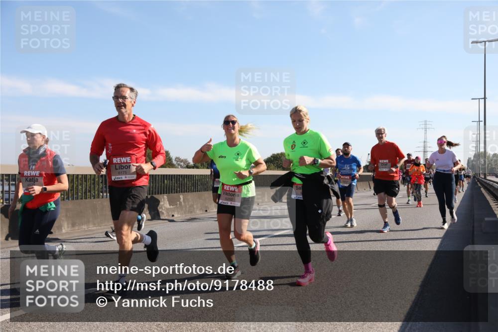 03.10.2025 - Köhlbrandbrückenlauf Yannick Fuchs http://msf.ph/oto/9178488 03.10.2025 11:17:57 Position 3 6175, 6252 meine-sportfotos.de