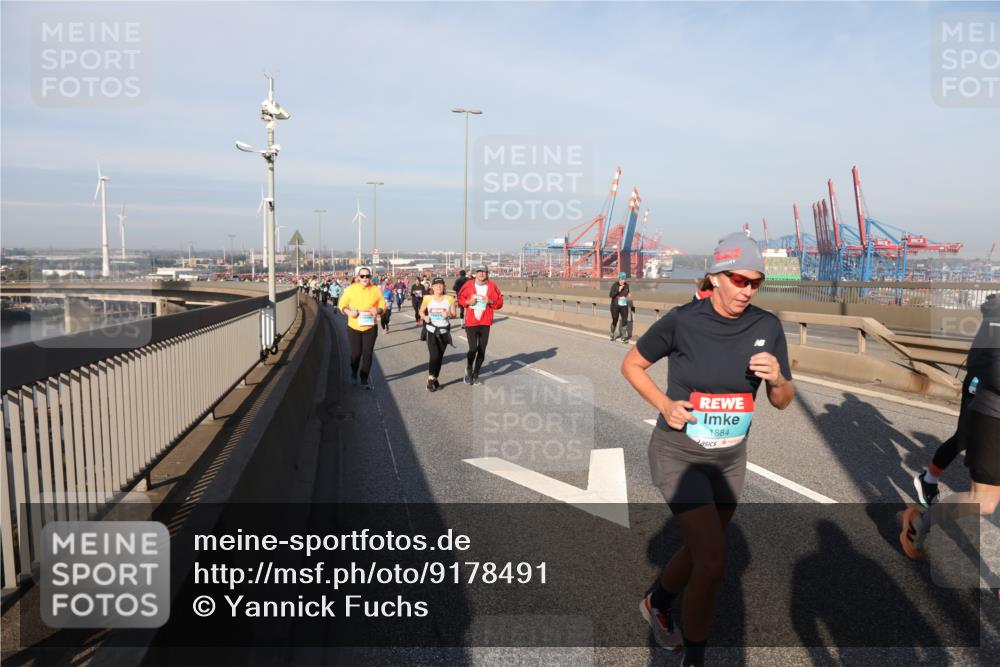 03.10.2025 - Köhlbrandbrückenlauf Yannick Fuchs http://msf.ph/oto/9178491 03.10.2025 08:50:13 Position 2 1884 meine-sportfotos.de