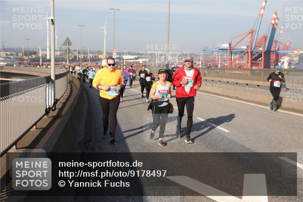 03.10.2025 - Köhlbrandbrückenlauf Yannick Fuchs http://msf.ph/oto/9178497 03.10.2025 08:50:13 Position 2  meine-sportfotos.de