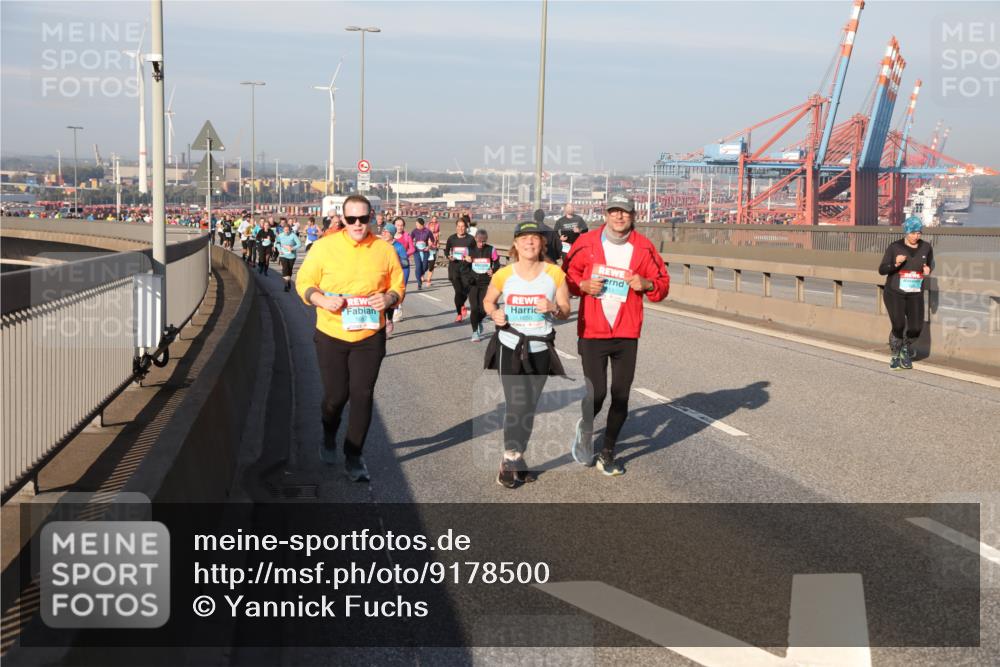 03.10.2025 - Köhlbrandbrückenlauf Yannick Fuchs http://msf.ph/oto/9178500 03.10.2025 08:50:13 Position 2  meine-sportfotos.de