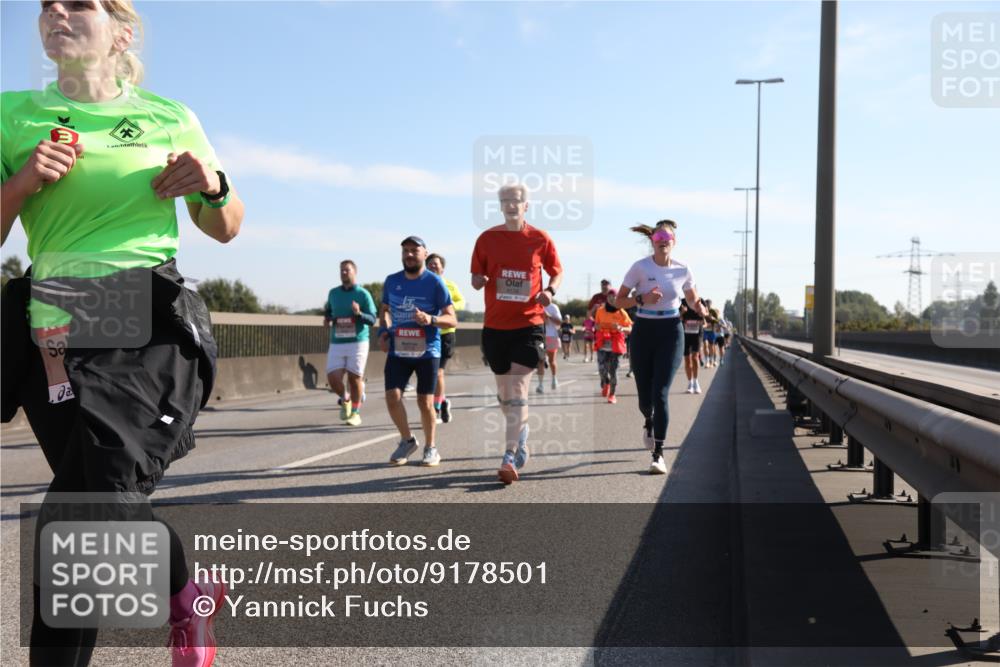 03.10.2025 - Köhlbrandbrückenlauf Yannick Fuchs http://msf.ph/oto/9178501 03.10.2025 11:17:58 Position 3  meine-sportfotos.de