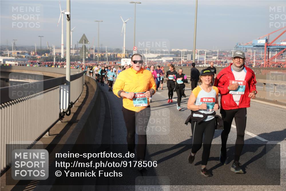 03.10.2025 - Köhlbrandbrückenlauf Yannick Fuchs http://msf.ph/oto/9178506 03.10.2025 08:50:14 Position 2 1667 meine-sportfotos.de