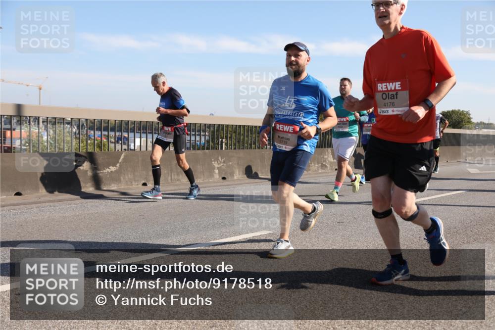 03.10.2025 - Köhlbrandbrückenlauf Yannick Fuchs http://msf.ph/oto/9178518 03.10.2025 11:18:00 Position 3 1869, 6719, 4176 meine-sportfotos.de