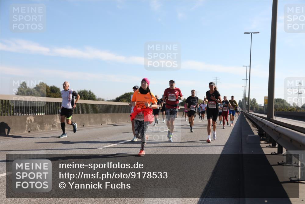 03.10.2025 - Köhlbrandbrückenlauf Yannick Fuchs http://msf.ph/oto/9178533 03.10.2025 11:18:01 Position 3  meine-sportfotos.de
