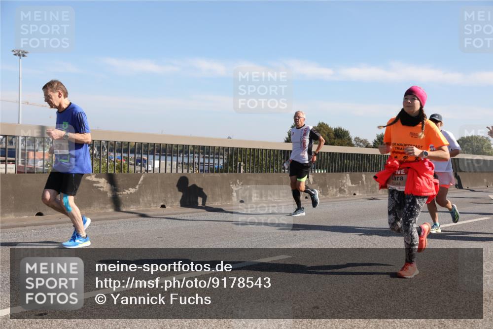 03.10.2025 - Köhlbrandbrückenlauf Yannick Fuchs http://msf.ph/oto/9178543 03.10.2025 11:18:02 Position 3 6244 meine-sportfotos.de