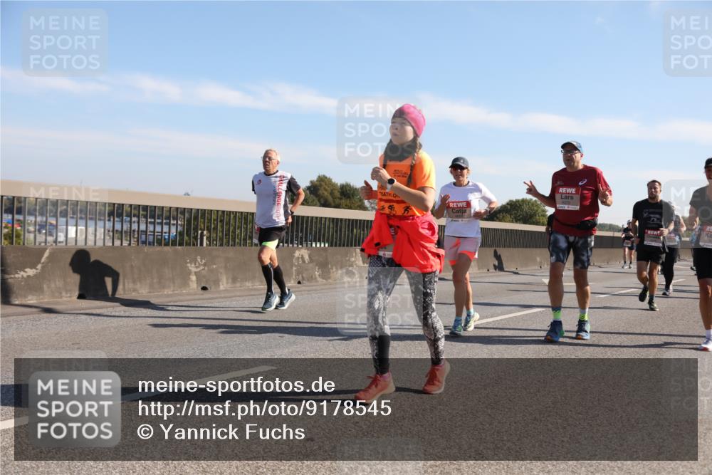 03.10.2025 - Köhlbrandbrückenlauf Yannick Fuchs http://msf.ph/oto/9178545 03.10.2025 11:18:02 Position 3  meine-sportfotos.de