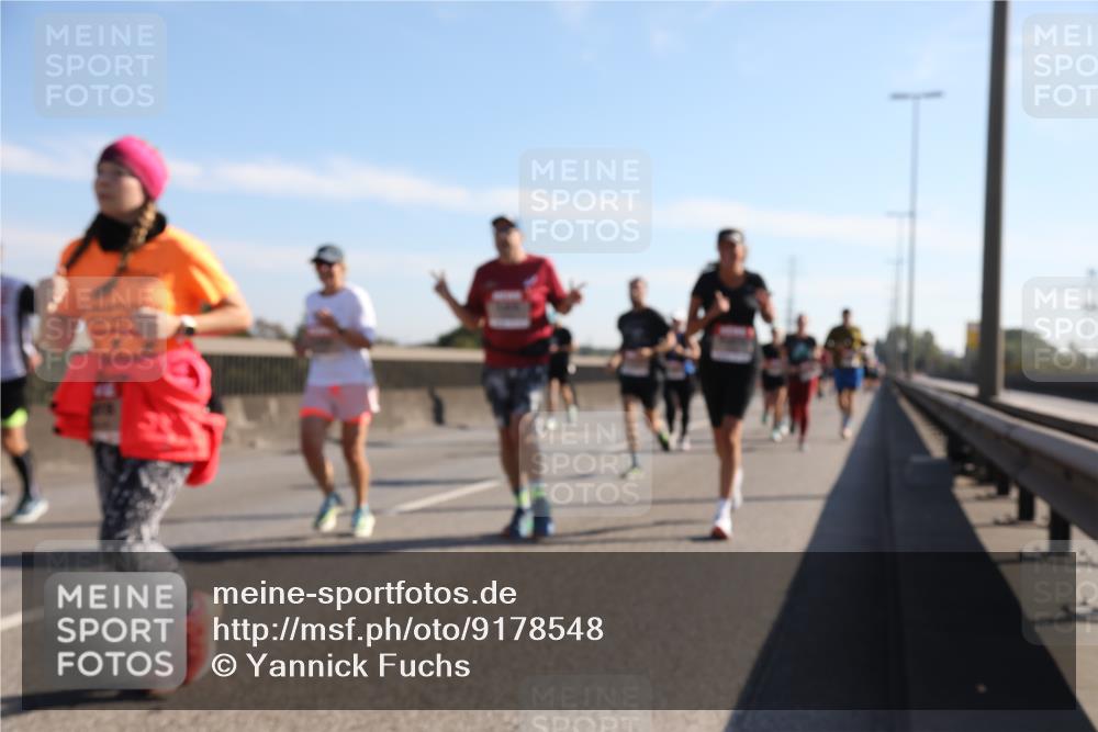 03.10.2025 - Köhlbrandbrückenlauf Yannick Fuchs http://msf.ph/oto/9178548 03.10.2025 11:18:02 Position 3  meine-sportfotos.de