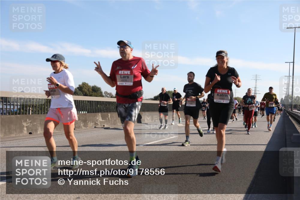 03.10.2025 - Köhlbrandbrückenlauf Yannick Fuchs http://msf.ph/oto/9178556 03.10.2025 11:18:03 Position 3 4370, 4593 meine-sportfotos.de
