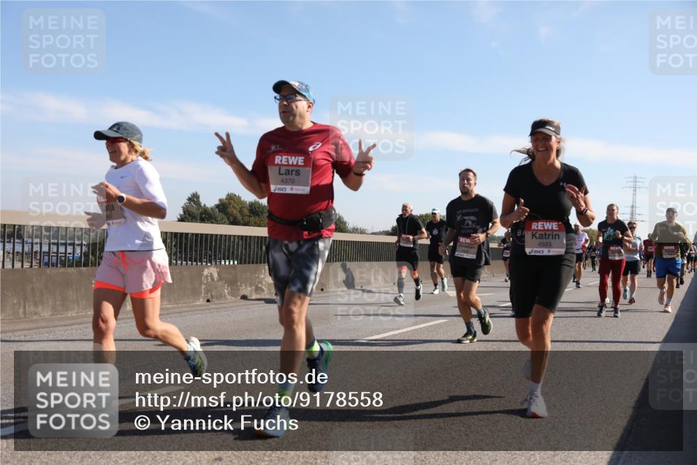 03.10.2025 - Köhlbrandbrückenlauf Yannick Fuchs http://msf.ph/oto/9178558 03.10.2025 11:18:03 Position 3 4370, 4593 meine-sportfotos.de