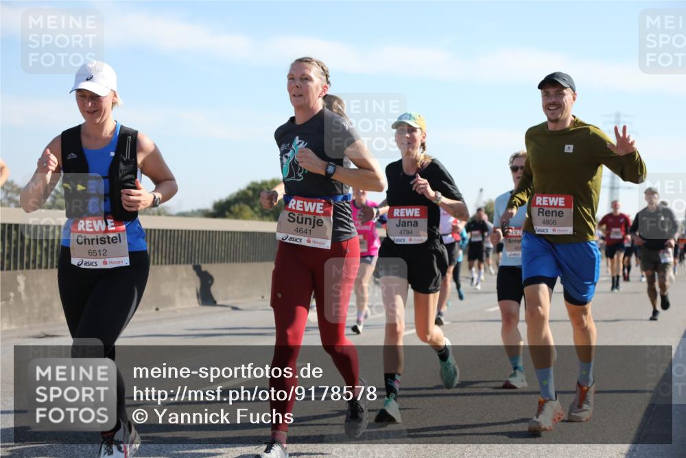 03.10.2025 - Köhlbrandbrückenlauf Yannick Fuchs http://msf.ph/oto/9178578 03.10.2025 11:18:05 Position 3 6512, 36, 4641, 4794, 4806 meine-sportfotos.de