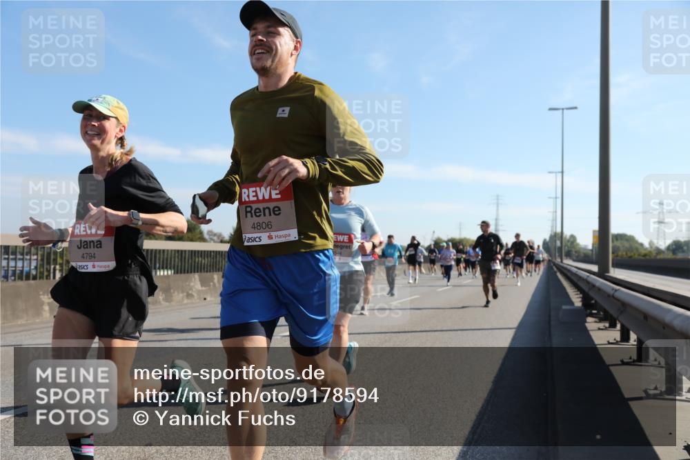 03.10.2025 - Köhlbrandbrückenlauf Yannick Fuchs http://msf.ph/oto/9178594 03.10.2025 11:18:07 Position 3 4794, 4806, 44 meine-sportfotos.de