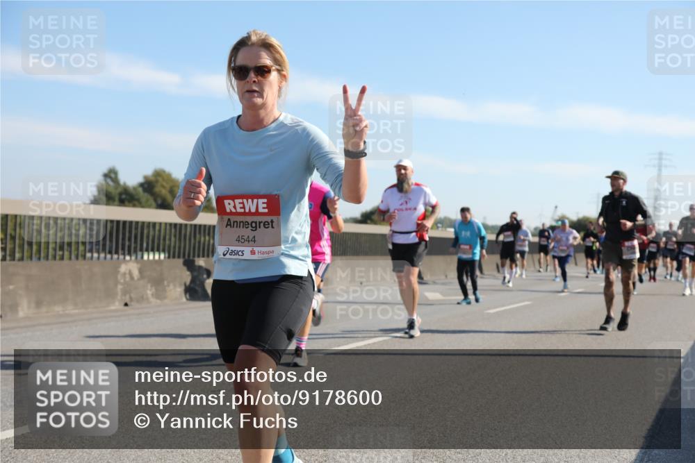 03.10.2025 - Köhlbrandbrückenlauf Yannick Fuchs http://msf.ph/oto/9178600 03.10.2025 11:18:07 Position 3 4544 meine-sportfotos.de