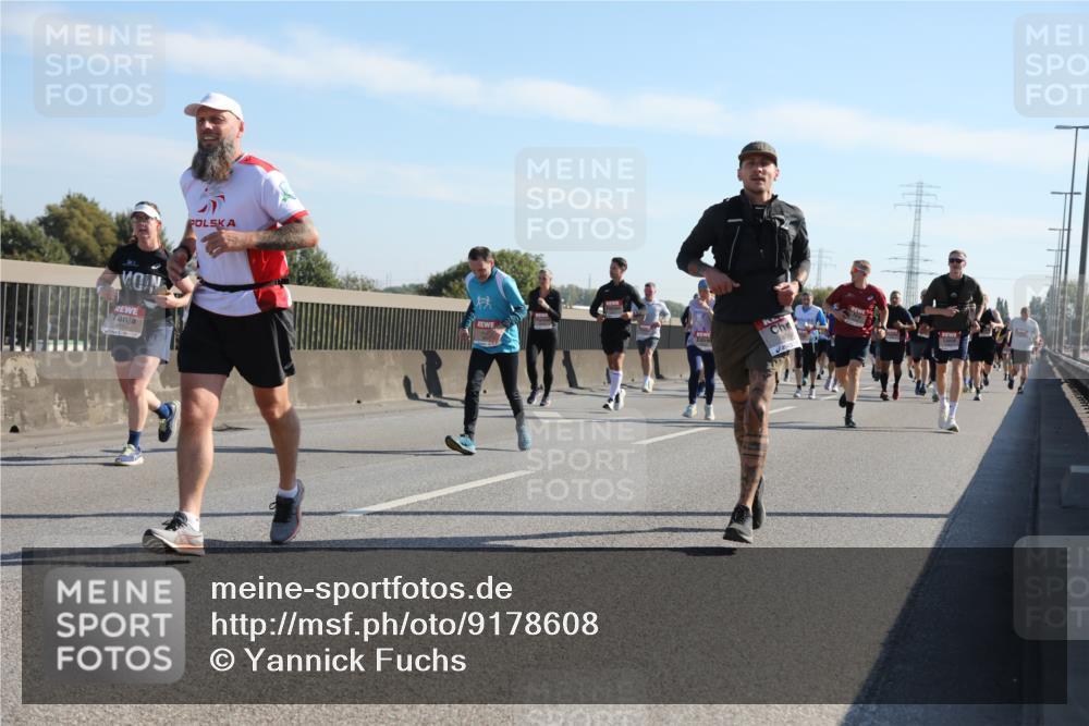 03.10.2025 - Köhlbrandbrückenlauf Yannick Fuchs http://msf.ph/oto/9178608 03.10.2025 11:18:09 Position 3  meine-sportfotos.de