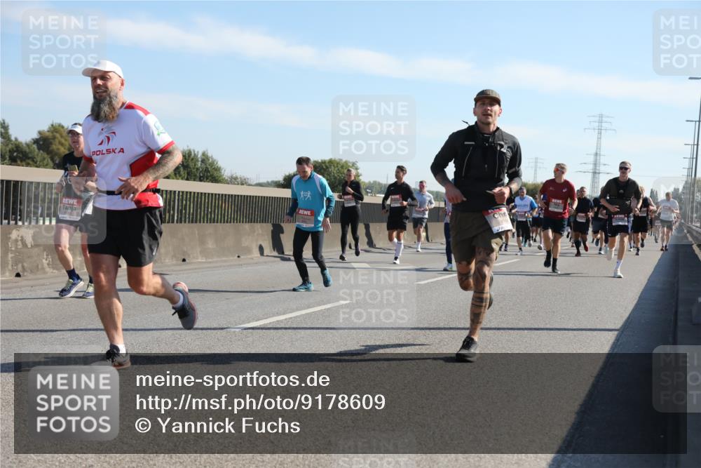 03.10.2025 - Köhlbrandbrückenlauf Yannick Fuchs http://msf.ph/oto/9178609 03.10.2025 11:18:09 Position 3  meine-sportfotos.de