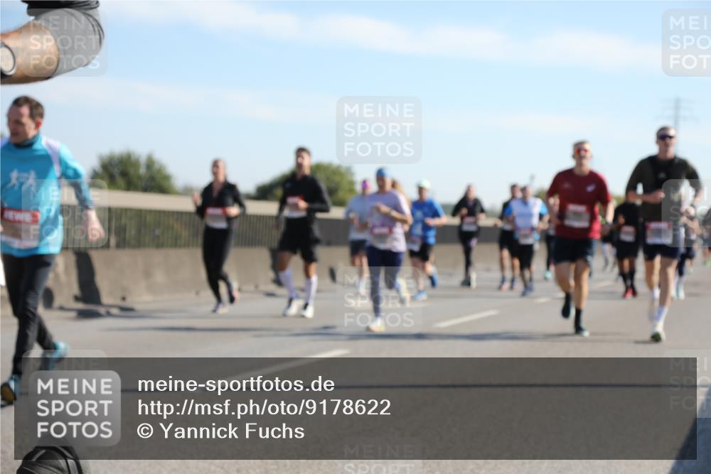 03.10.2025 - Köhlbrandbrückenlauf Yannick Fuchs http://msf.ph/oto/9178622 03.10.2025 11:18:10 Position 3  meine-sportfotos.de
