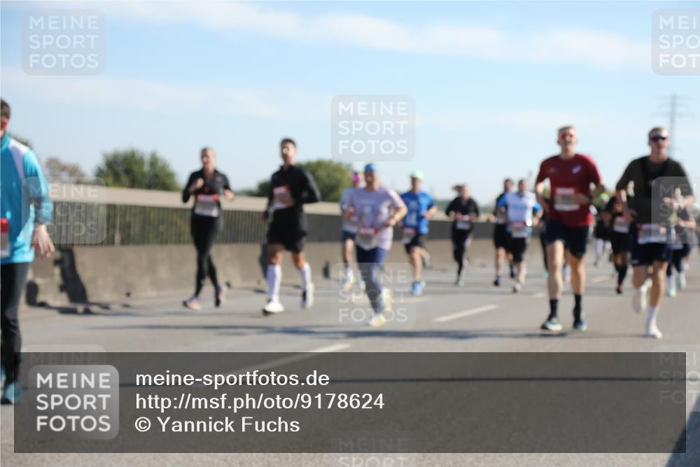 03.10.2025 - Köhlbrandbrückenlauf Yannick Fuchs http://msf.ph/oto/9178624 03.10.2025 11:18:10 Position 3  meine-sportfotos.de