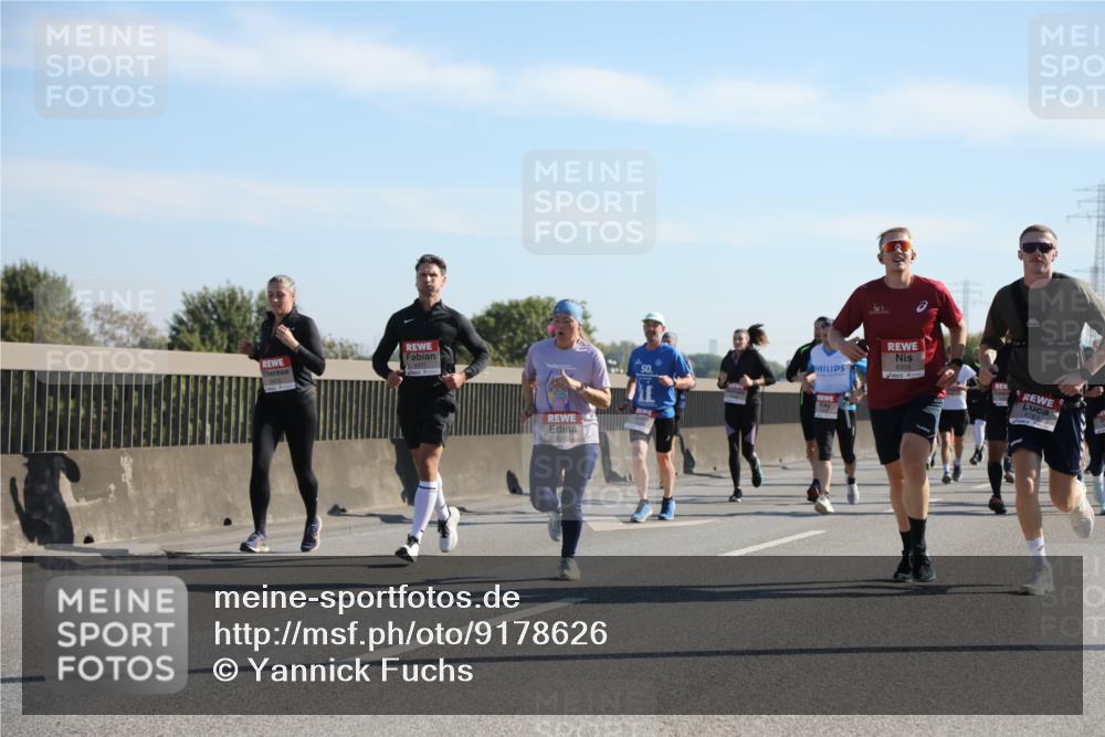03.10.2025 - Köhlbrandbrückenlauf Yannick Fuchs http://msf.ph/oto/9178626 03.10.2025 11:18:11 Position 3 50 meine-sportfotos.de