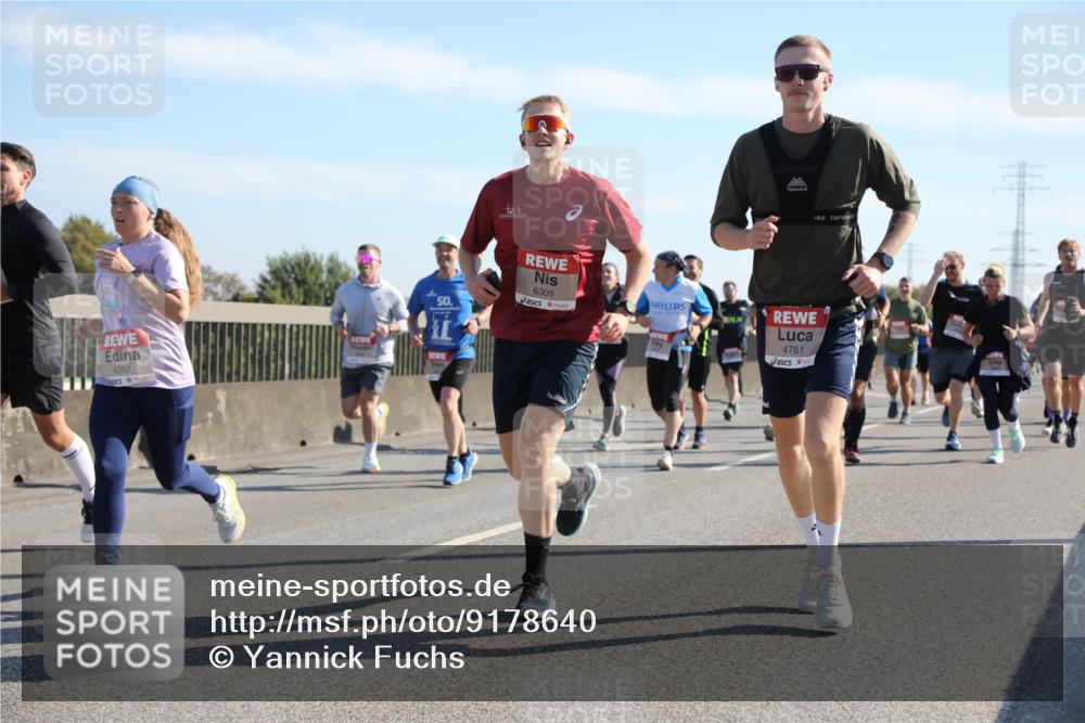 03.10.2025 - Köhlbrandbrückenlauf Yannick Fuchs http://msf.ph/oto/9178640 03.10.2025 11:18:12 Position 3 4352, 6305, 50, 4761 meine-sportfotos.de