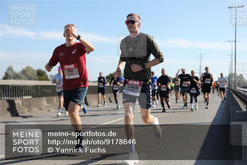 03.10.2025 - Köhlbrandbrückenlauf Yannick Fuchs http://msf.ph/oto/9178646 03.10.2025 11:18:13 Position 3 6305, 4761 meine-sportfotos.de