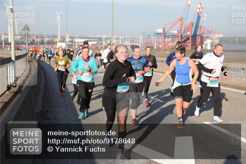 03.10.2025 - Köhlbrandbrückenlauf Yannick Fuchs http://msf.ph/oto/9178648 03.10.2025 08:50:30 Position 2 1545, 55, 3555, 1502, 3698 meine-sportfotos.de