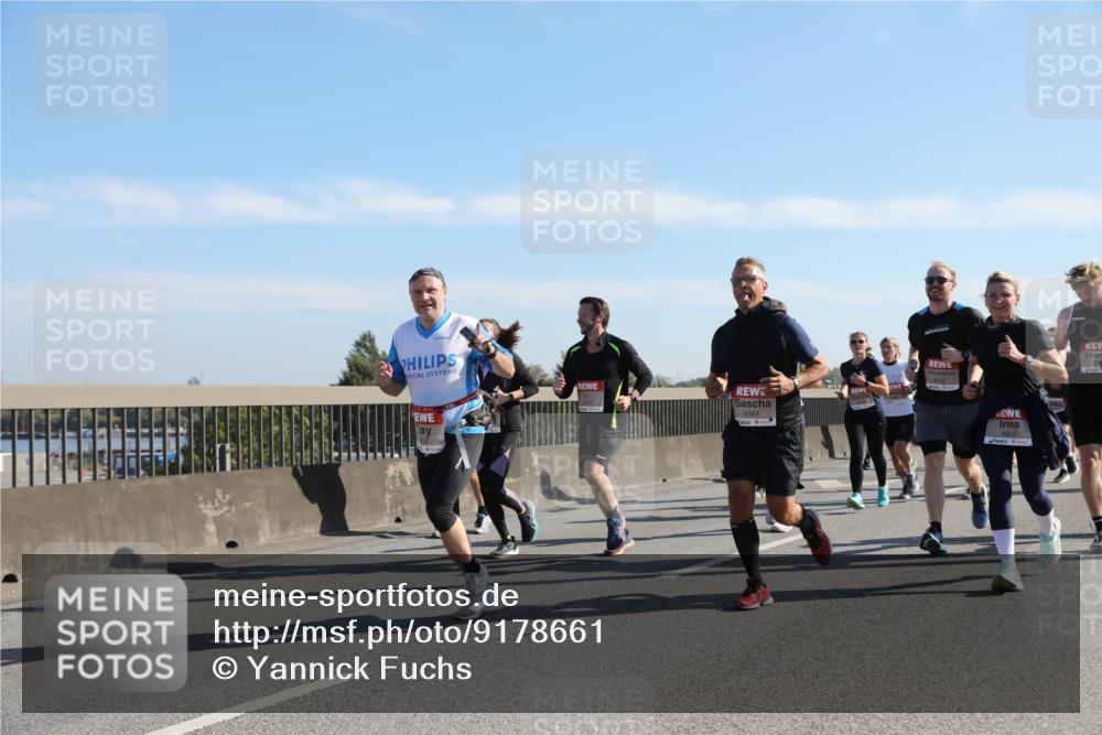 03.10.2025 - Köhlbrandbrückenlauf Yannick Fuchs http://msf.ph/oto/9178661 03.10.2025 11:18:15 Position 3 5740, 4343 meine-sportfotos.de