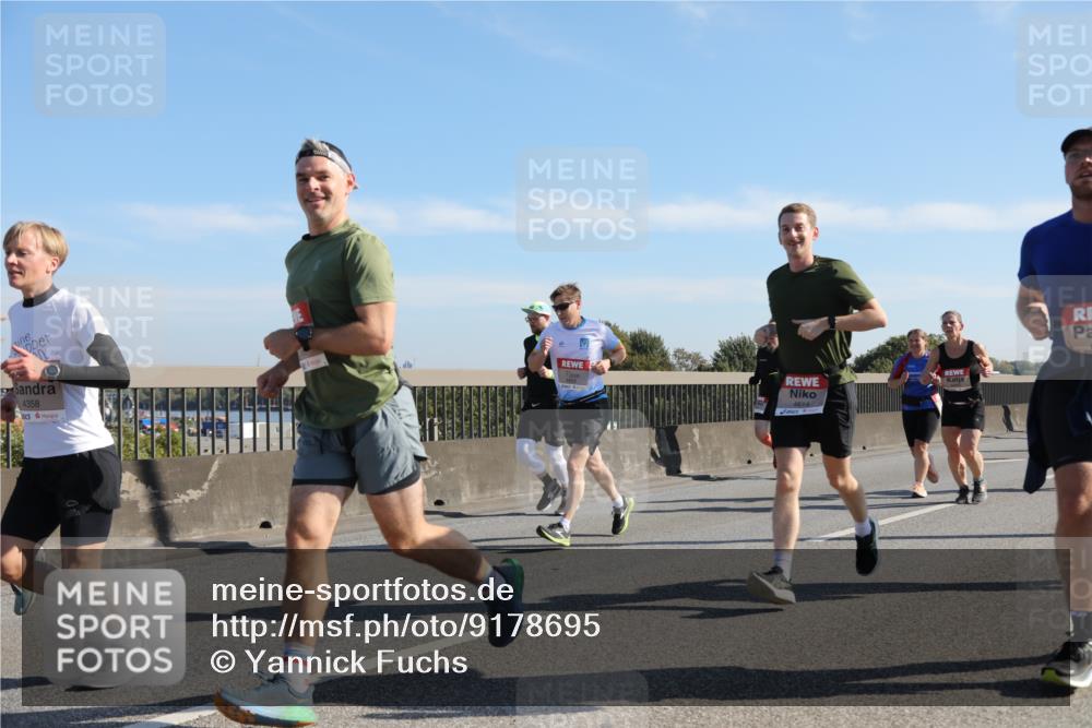 03.10.2025 - Köhlbrandbrückenlauf Yannick Fuchs http://msf.ph/oto/9178695 03.10.2025 11:18:19 Position 3 4358, 4614 meine-sportfotos.de