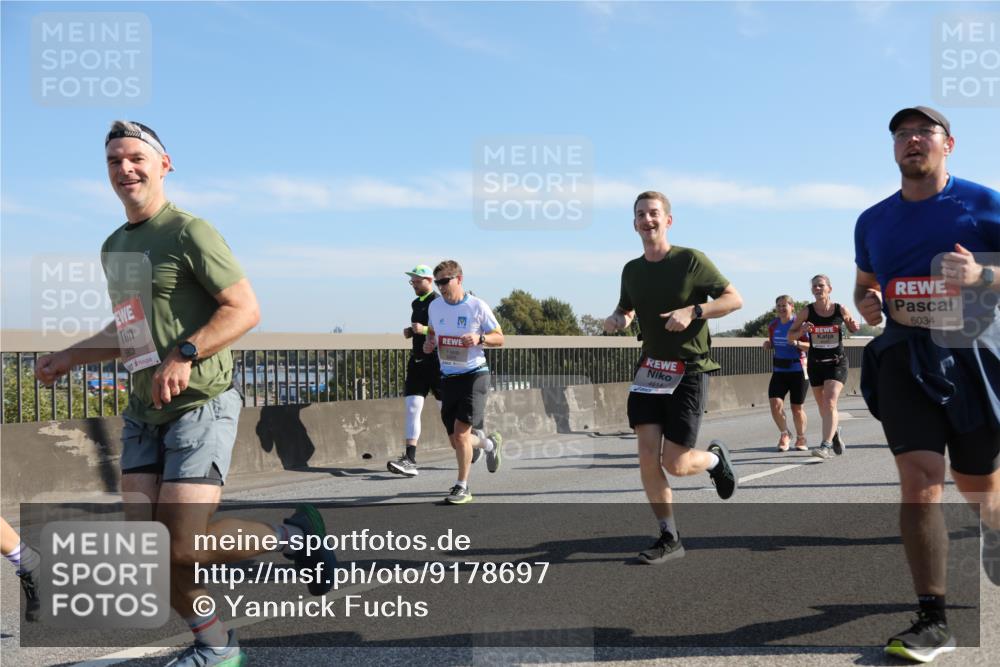 03.10.2025 - Köhlbrandbrückenlauf Yannick Fuchs http://msf.ph/oto/9178697 03.10.2025 11:18:19 Position 3 5803, 6034 meine-sportfotos.de