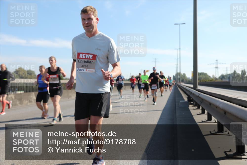 03.10.2025 - Köhlbrandbrückenlauf Yannick Fuchs http://msf.ph/oto/9178708 03.10.2025 11:18:20 Position 3 4244 meine-sportfotos.de