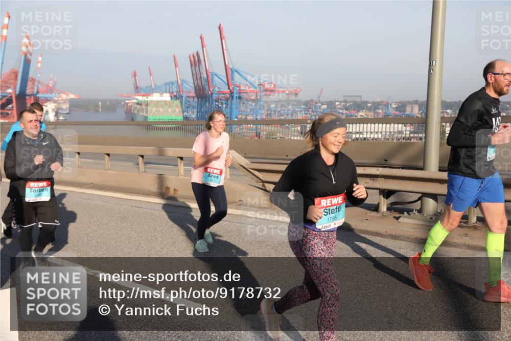 03.10.2025 - Köhlbrandbrückenlauf Yannick Fuchs http://msf.ph/oto/9178732 03.10.2025 08:50:39 Position 2 1672, 1795, 118 meine-sportfotos.de