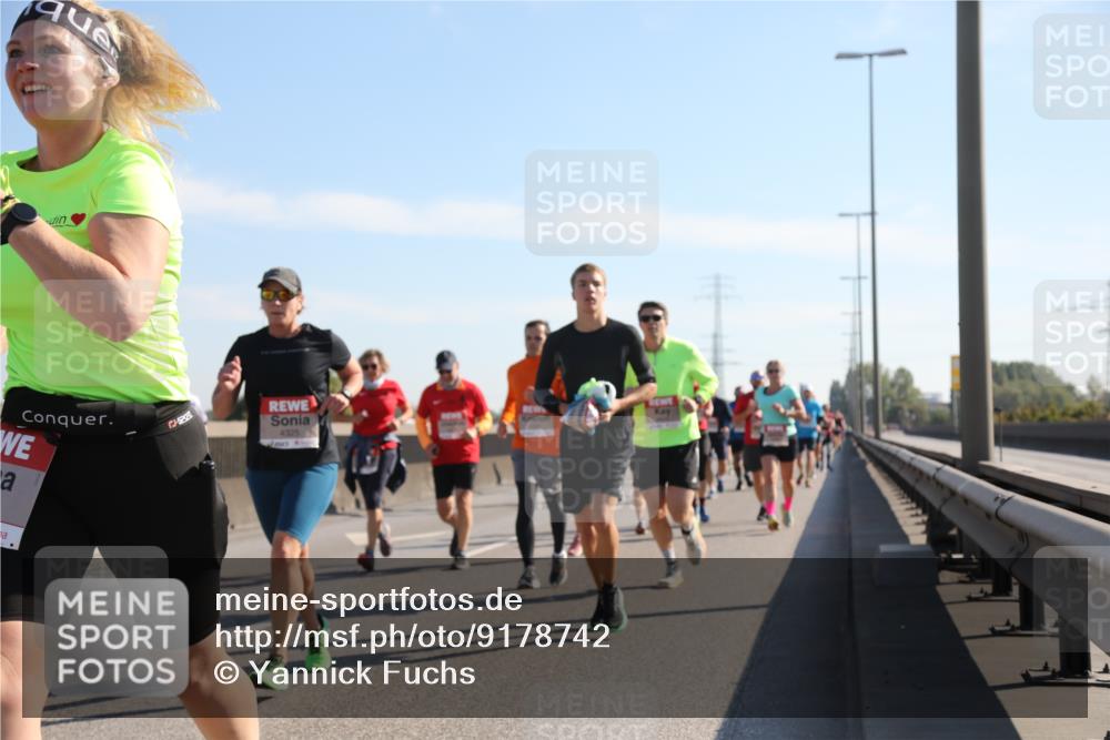 03.10.2025 - Köhlbrandbrückenlauf Yannick Fuchs http://msf.ph/oto/9178742 03.10.2025 11:18:24 Position 3 2, 4325 meine-sportfotos.de