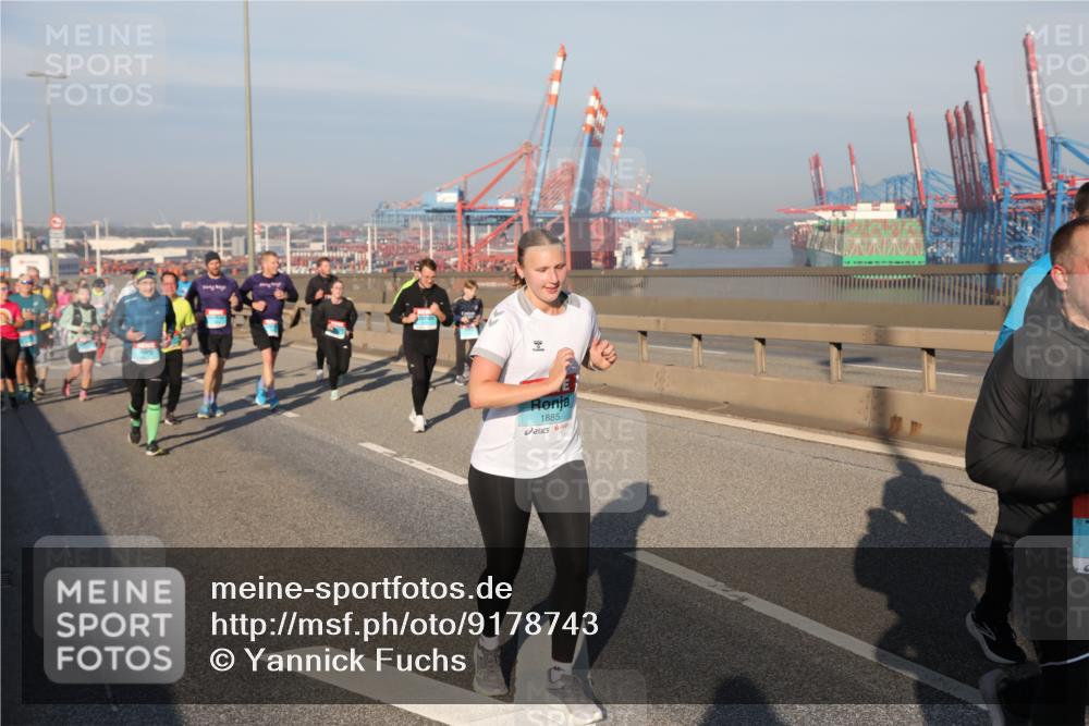 03.10.2025 - Köhlbrandbrückenlauf Yannick Fuchs http://msf.ph/oto/9178743 03.10.2025 08:50:41 Position 2 1885 meine-sportfotos.de