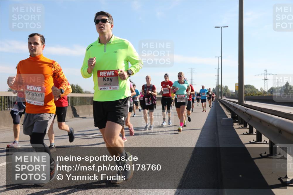 03.10.2025 - Köhlbrandbrückenlauf Yannick Fuchs http://msf.ph/oto/9178760 03.10.2025 11:18:26 Position 3 4502, 4429 meine-sportfotos.de