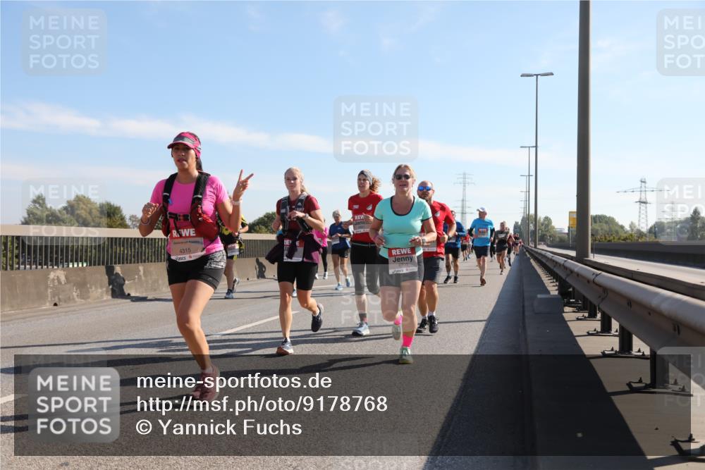 03.10.2025 - Köhlbrandbrückenlauf Yannick Fuchs http://msf.ph/oto/9178768 03.10.2025 11:18:27 Position 3 4315, 4700 meine-sportfotos.de