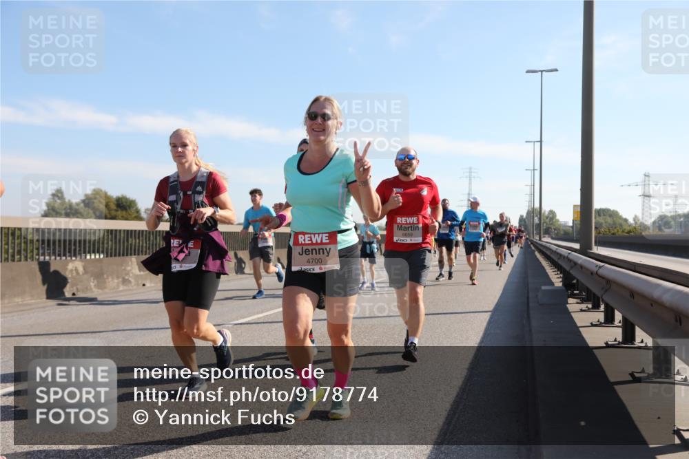 03.10.2025 - Köhlbrandbrückenlauf Yannick Fuchs http://msf.ph/oto/9178774 03.10.2025 11:18:28 Position 3 4700, 6659 meine-sportfotos.de