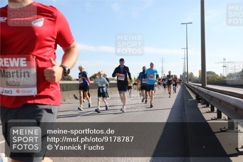 03.10.2025 - Köhlbrandbrückenlauf Yannick Fuchs http://msf.ph/oto/9178787 03.10.2025 11:18:29 Position 3 6659 meine-sportfotos.de