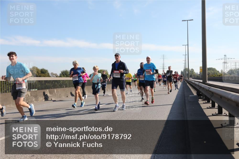 03.10.2025 - Köhlbrandbrückenlauf Yannick Fuchs http://msf.ph/oto/9178792 03.10.2025 11:18:30 Position 3 6388 meine-sportfotos.de