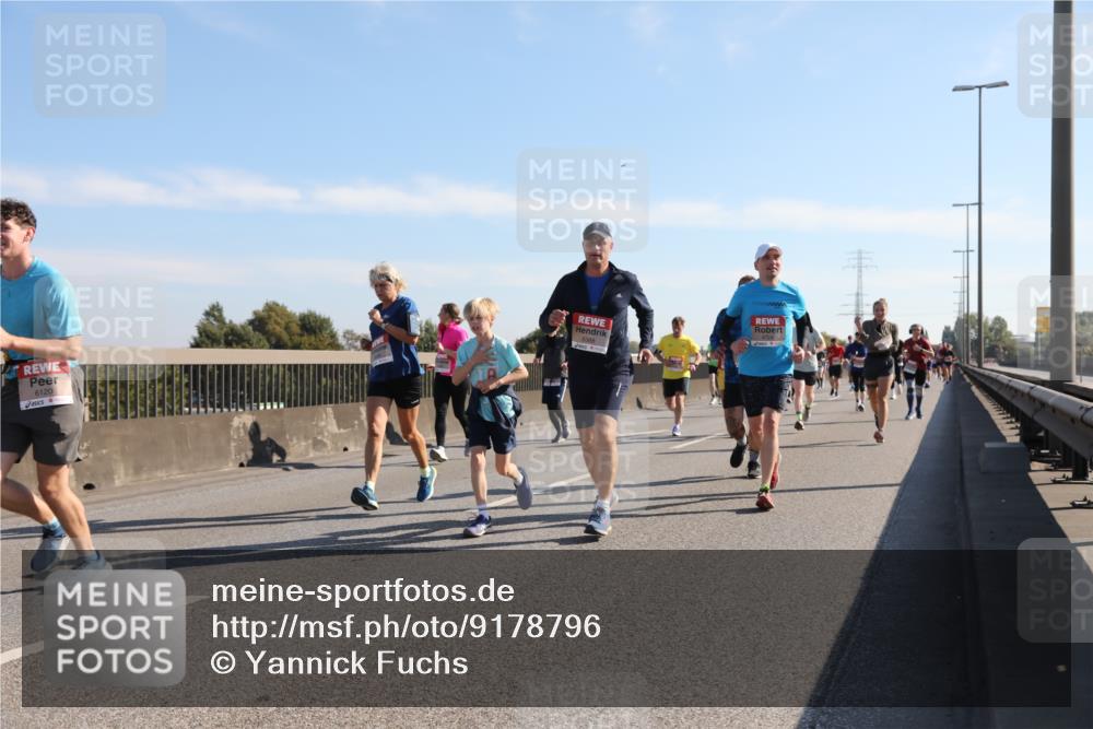 03.10.2025 - Köhlbrandbrückenlauf Yannick Fuchs http://msf.ph/oto/9178796 03.10.2025 11:18:30 Position 3 6120 meine-sportfotos.de
