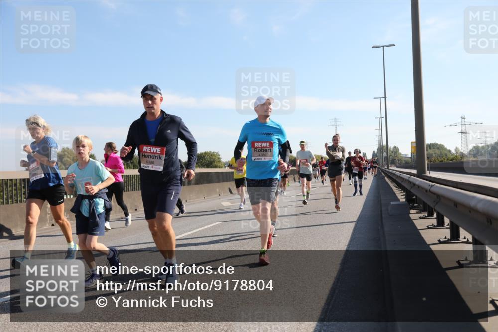 03.10.2025 - Köhlbrandbrückenlauf Yannick Fuchs http://msf.ph/oto/9178804 03.10.2025 11:18:31 Position 3 6388, 4724 meine-sportfotos.de