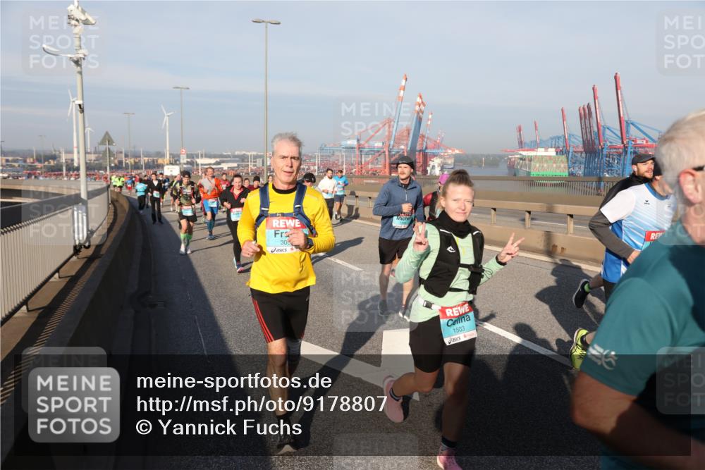03.10.2025 - Köhlbrandbrückenlauf Yannick Fuchs http://msf.ph/oto/9178807 03.10.2025 08:50:48 Position 2 305, 1503 meine-sportfotos.de