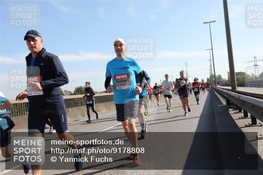 03.10.2025 - Köhlbrandbrückenlauf Yannick Fuchs http://msf.ph/oto/9178808 03.10.2025 11:18:31 Position 3 638, 4724 meine-sportfotos.de