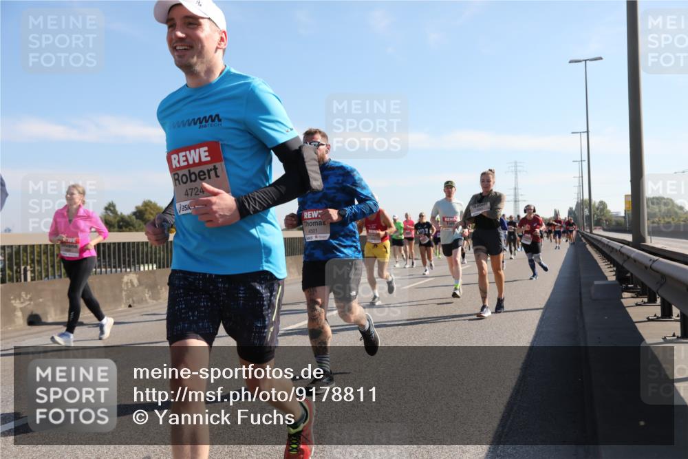 03.10.2025 - Köhlbrandbrückenlauf Yannick Fuchs http://msf.ph/oto/9178811 03.10.2025 11:18:32 Position 3 4724, 4501 meine-sportfotos.de