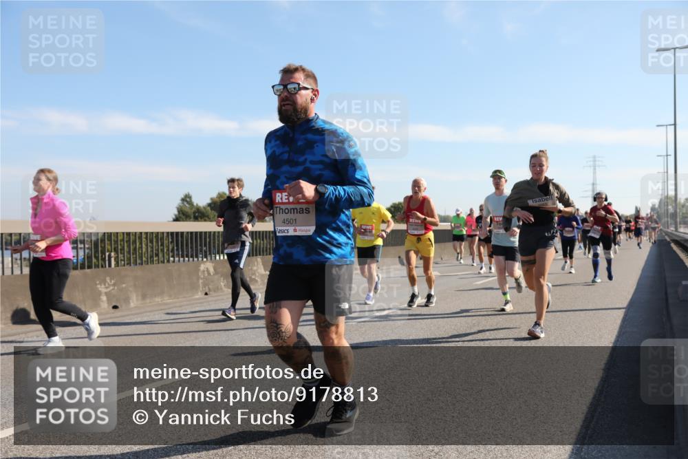 03.10.2025 - Köhlbrandbrückenlauf Yannick Fuchs http://msf.ph/oto/9178813 03.10.2025 11:18:32 Position 3 4501 meine-sportfotos.de