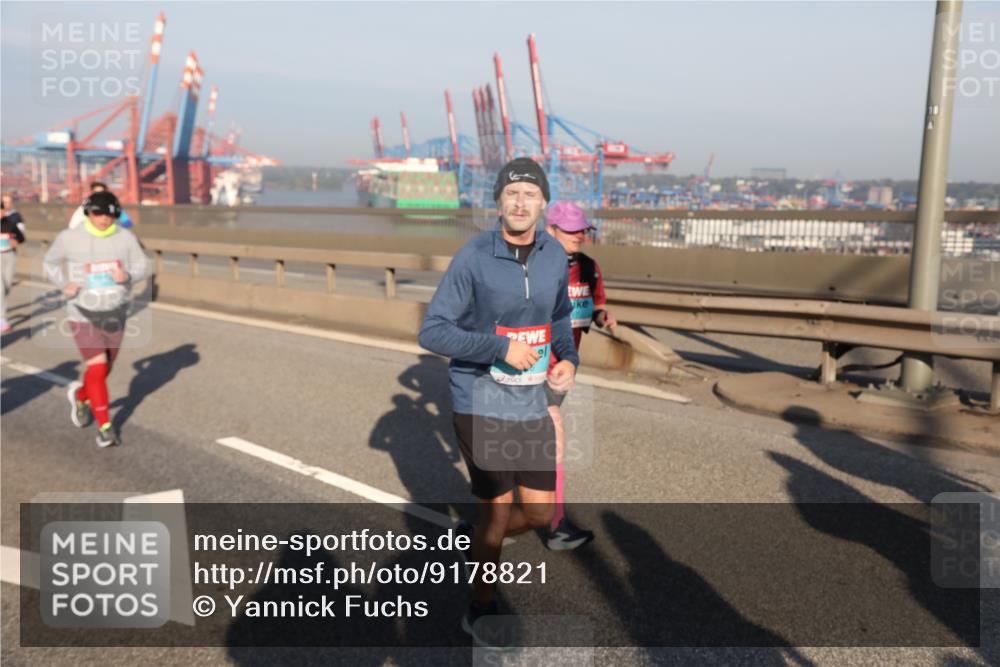 03.10.2025 - Köhlbrandbrückenlauf Yannick Fuchs http://msf.ph/oto/9178821 03.10.2025 08:50:50 Position 2 191 meine-sportfotos.de