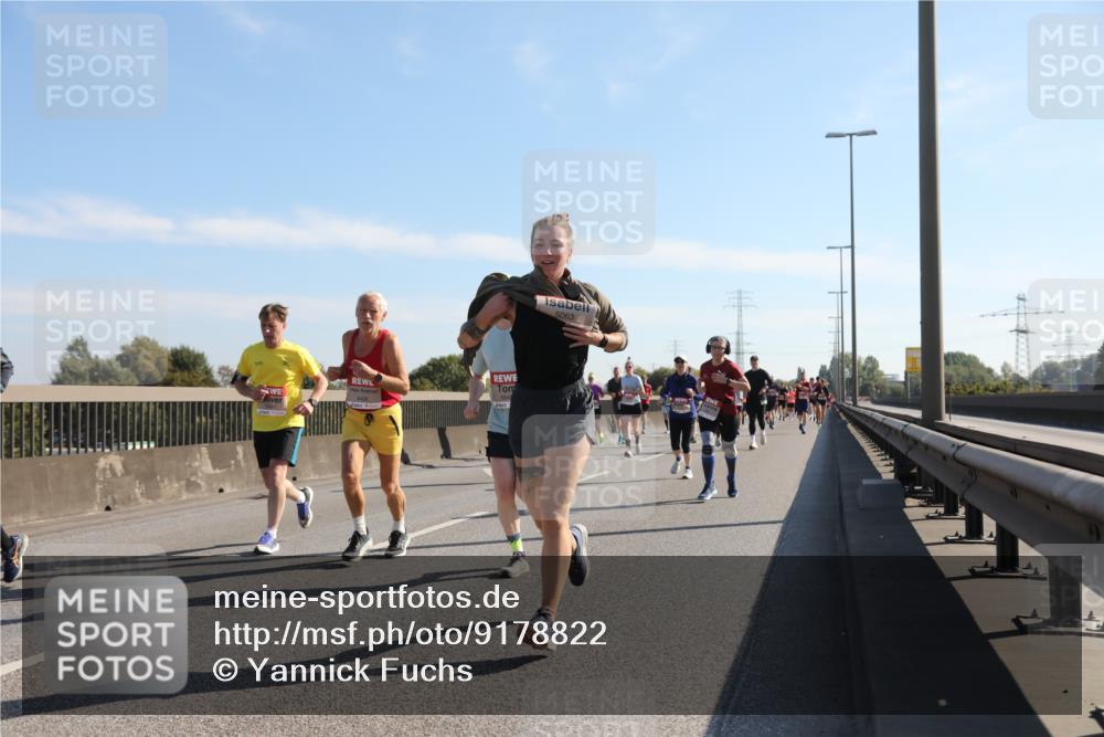03.10.2025 - Köhlbrandbrückenlauf Yannick Fuchs http://msf.ph/oto/9178822 03.10.2025 11:18:33 Position 3 4426, 1, 5063 meine-sportfotos.de