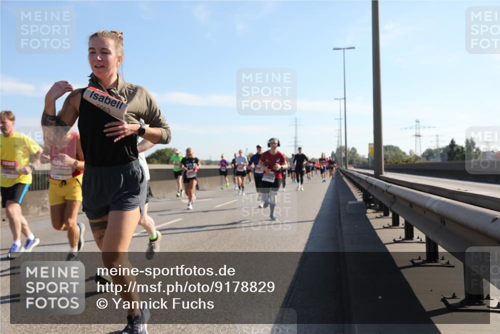 03.10.2025 - Köhlbrandbrückenlauf Yannick Fuchs http://msf.ph/oto/9178829 03.10.2025 11:18:33 Position 3 5063 meine-sportfotos.de