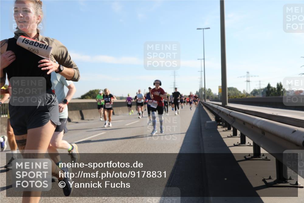 03.10.2025 - Köhlbrandbrückenlauf Yannick Fuchs http://msf.ph/oto/9178831 03.10.2025 11:18:34 Position 3 5063 meine-sportfotos.de