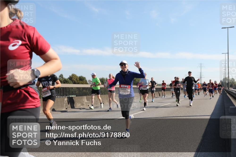 03.10.2025 - Köhlbrandbrückenlauf Yannick Fuchs http://msf.ph/oto/9178860 03.10.2025 11:18:36 Position 3 4710 meine-sportfotos.de