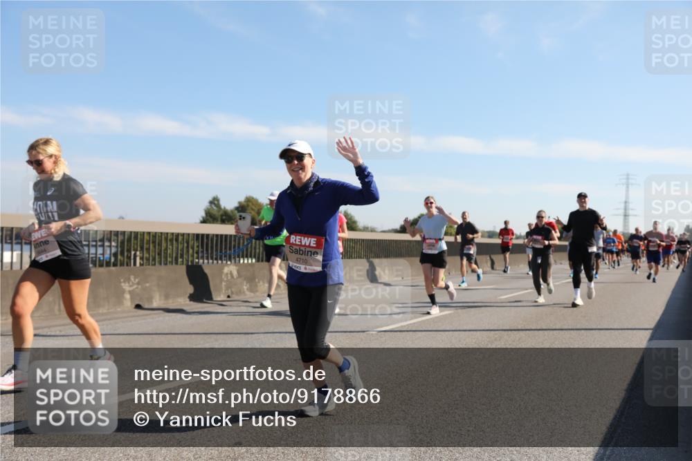03.10.2025 - Köhlbrandbrückenlauf Yannick Fuchs http://msf.ph/oto/9178866 03.10.2025 11:18:36 Position 3 1644, 4710 meine-sportfotos.de